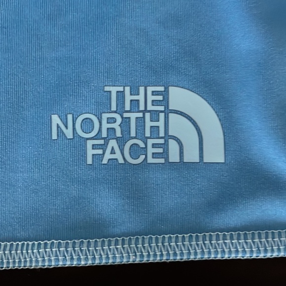 Boys North Face Rash Guard. Size XS. great condition - Picture 2 of 4